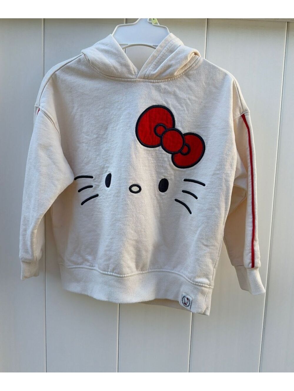 Hello Kitty Kids XS (4-5) White Pullover Hoodie Graphic Sweatshirt